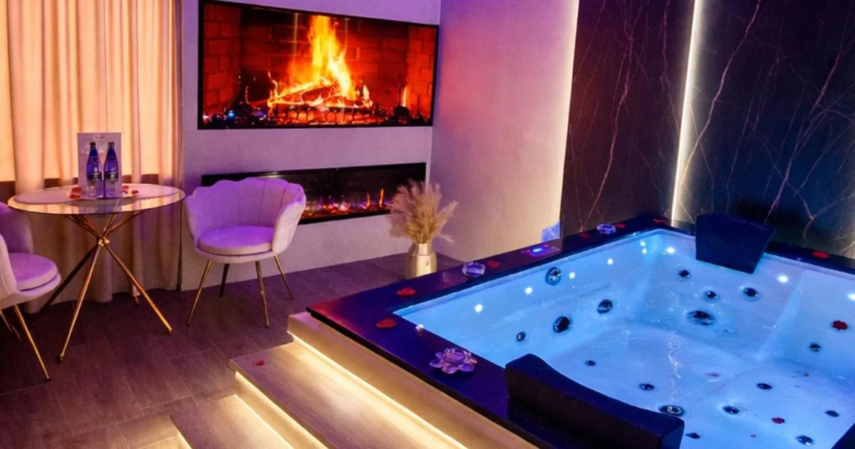 Starowiślna Prestige VIP Apartamenty Jacuzzi - Hotel with Bathtub in Krakow