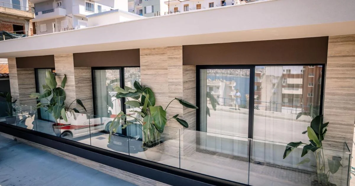 Dian Boutique Hotel - Hotel with Bathtub in Ksamil