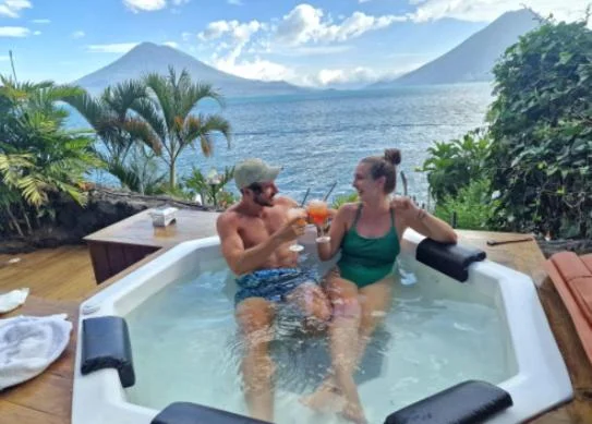 GuateMia Beach SPA Resort Soulfood & Bar - Hotel with Bathtub in Lake Atitlan