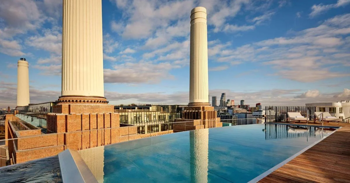 art'otel London Battersea Power Station - Hotel with Bathtub in London