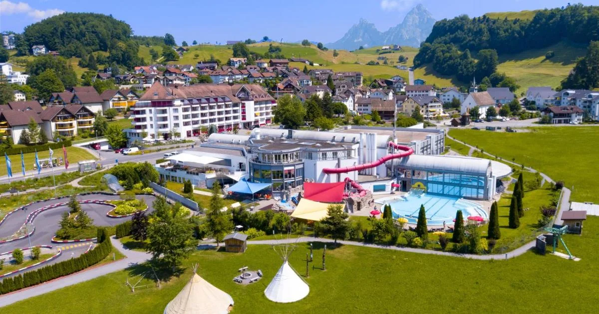 Swiss Holiday Park Resort - Hotel with Bathtub in Lucerne
