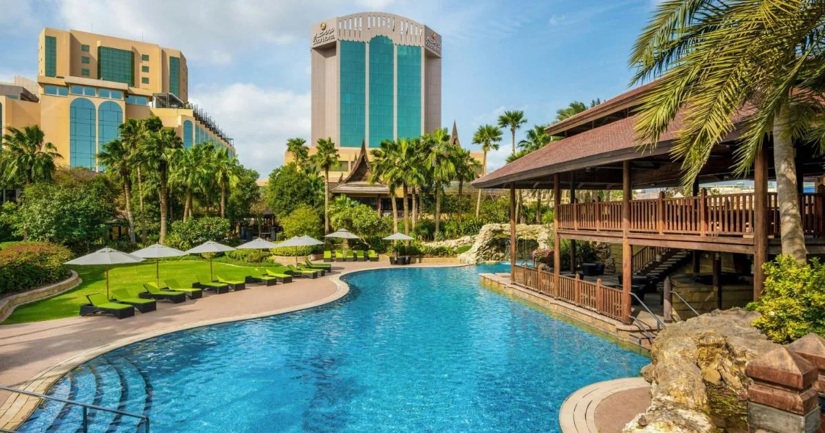 Gulf Hotel Bahrain Convention and SPA - Hotel with Bathtub in Manama