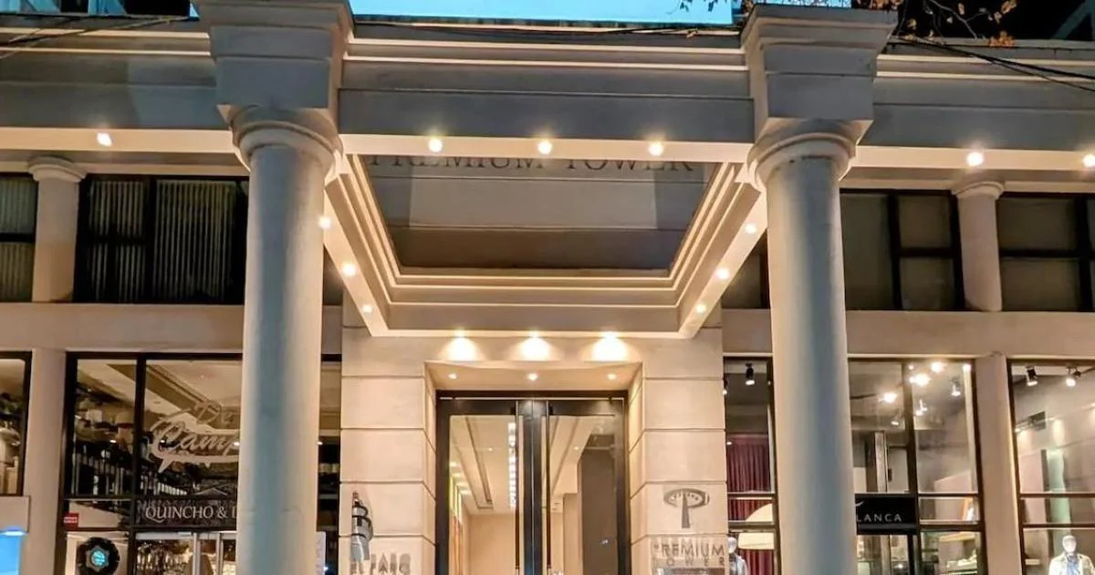Departamento Centrico con Sauna, piscina y gimansio - Hotel with Bathtub in Mendoza