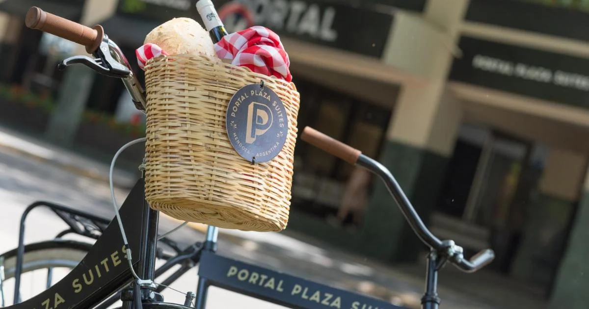 Portal Plaza Suites - Hotel with Bathtub in Mendoza