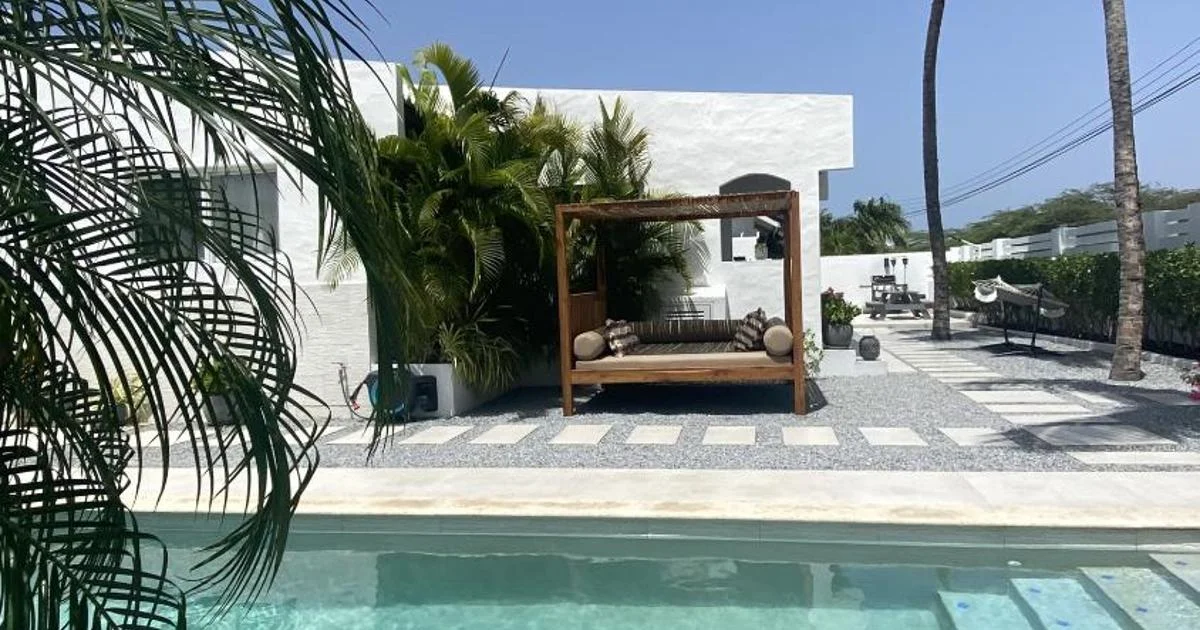 Movida Inn Aruba - Hotel with Bathtub in Palm Beach