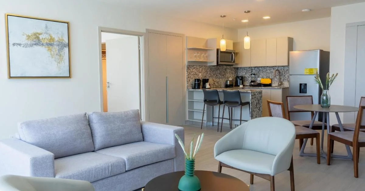 Business Condo Suite 1BR - Hotel with Bathtub in Panama City