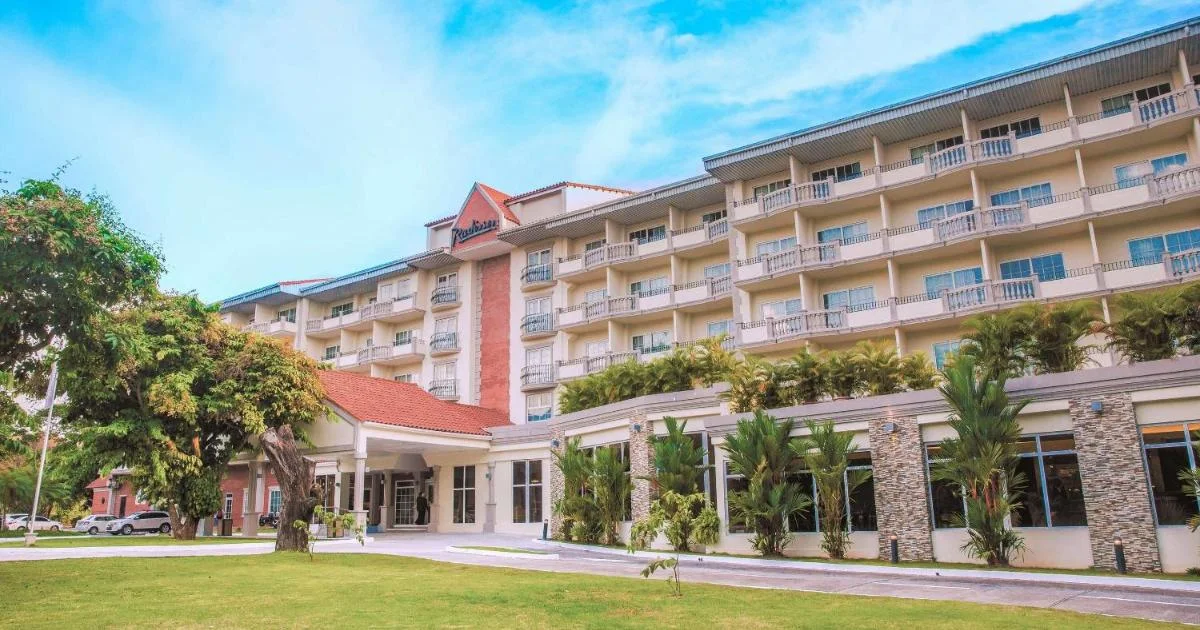 Radisson Hotel Panama Canal - Hotel with Bathtub in Panama City