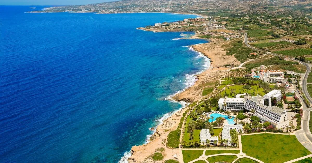 Azia Resort & Spa - Hotel with Bathtub in Paphos