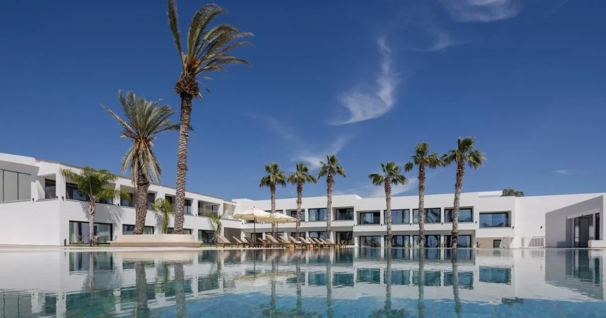 Paphos Hills Resort & Spa by Brown Hotels - Hotel with Bathtub in Paphos
