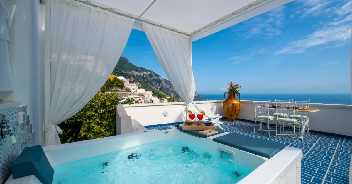 Terrazza Zaffiro - Hotel with Bathtub in Positano