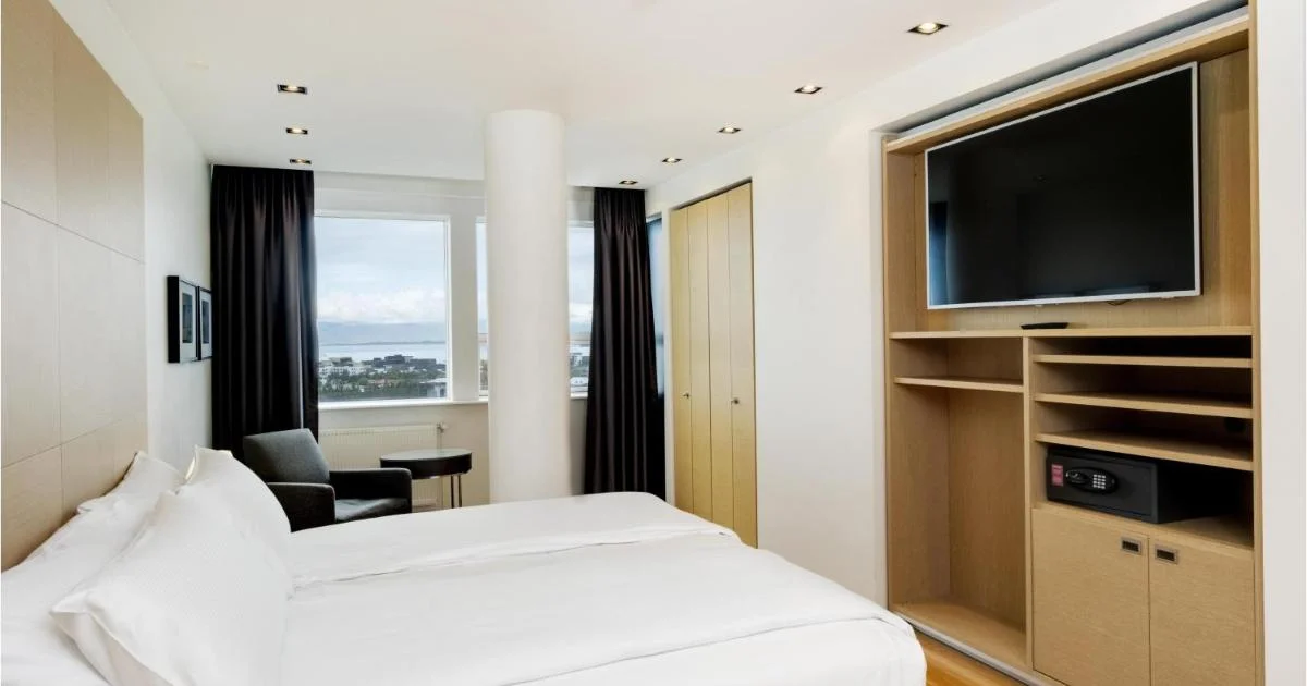 Hilton Reykjavik - Hotel with Bathtub in Reykjavik