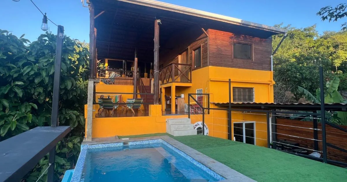 Buena Onda Backpackers - Hotel with Bathtub in San Juan Del Sur