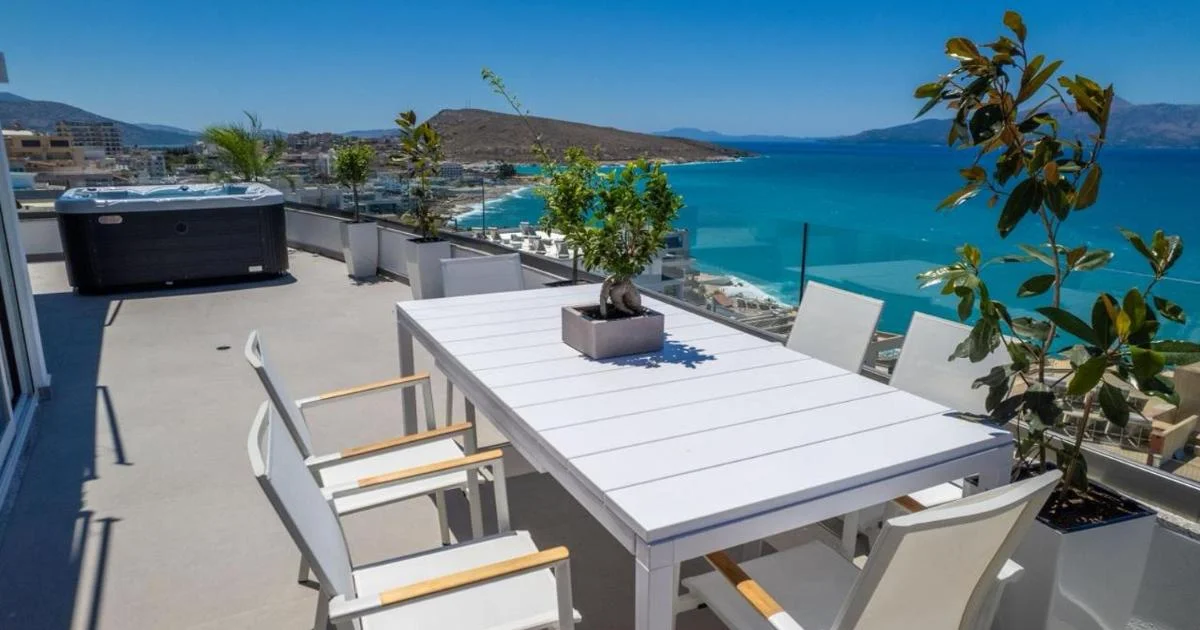 Skyline penthouse Sarande - Hotel with Bathtub in Saranda