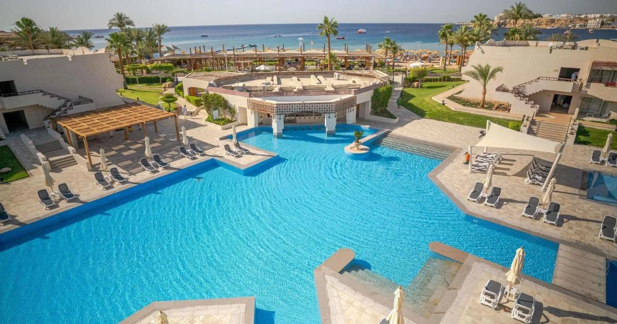 Naama Bay Promenade Beach Resort Managed By Accor - Hotel with Bathtub in Sharm El Sheikh