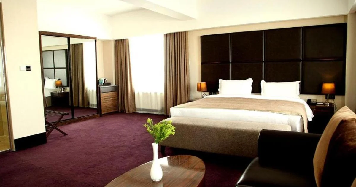 The Corporate Hotel and Convention Centre - Hotel with Bathtub in Ulaanbaatar