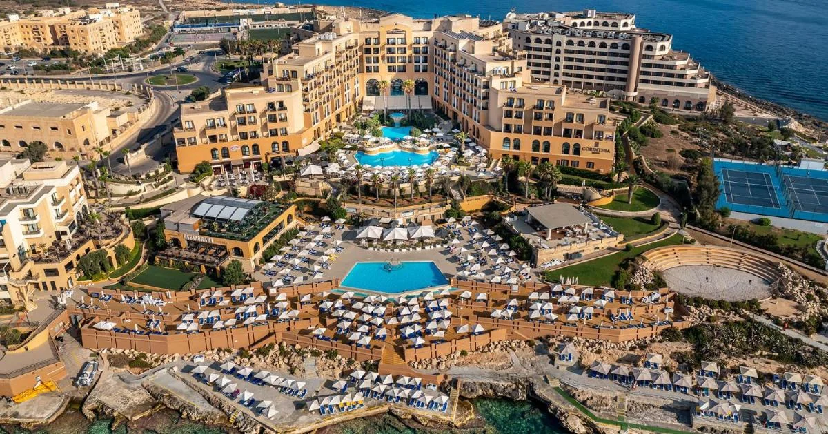 Corinthia St George's Bay - Hotel with Bathtub in Valletta