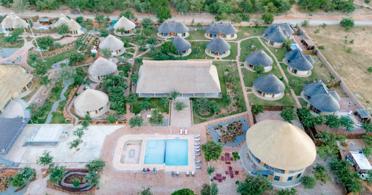Peniel Retreat Centre - Hotel with Bathtub in Victoria Falls