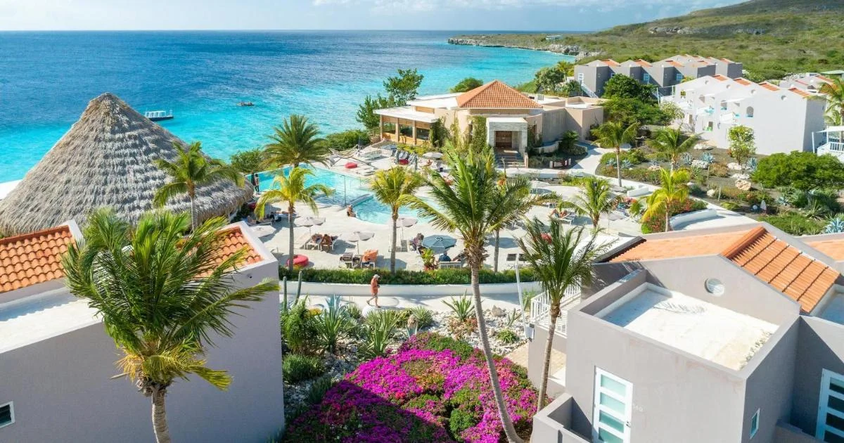 Coral Estate Luxury Resort - Hotel with Bathtub in Willemstad