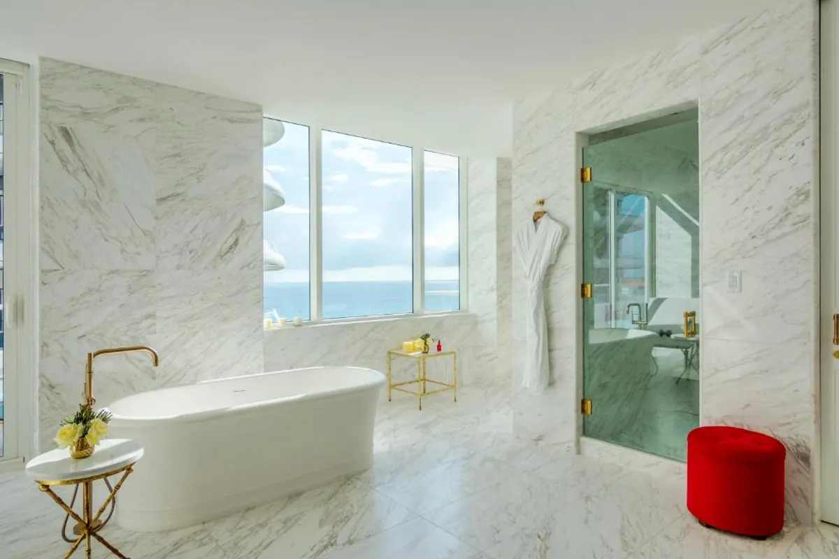 Faena Hotel Miami Beach - Hotel with Bathtub in Miami
