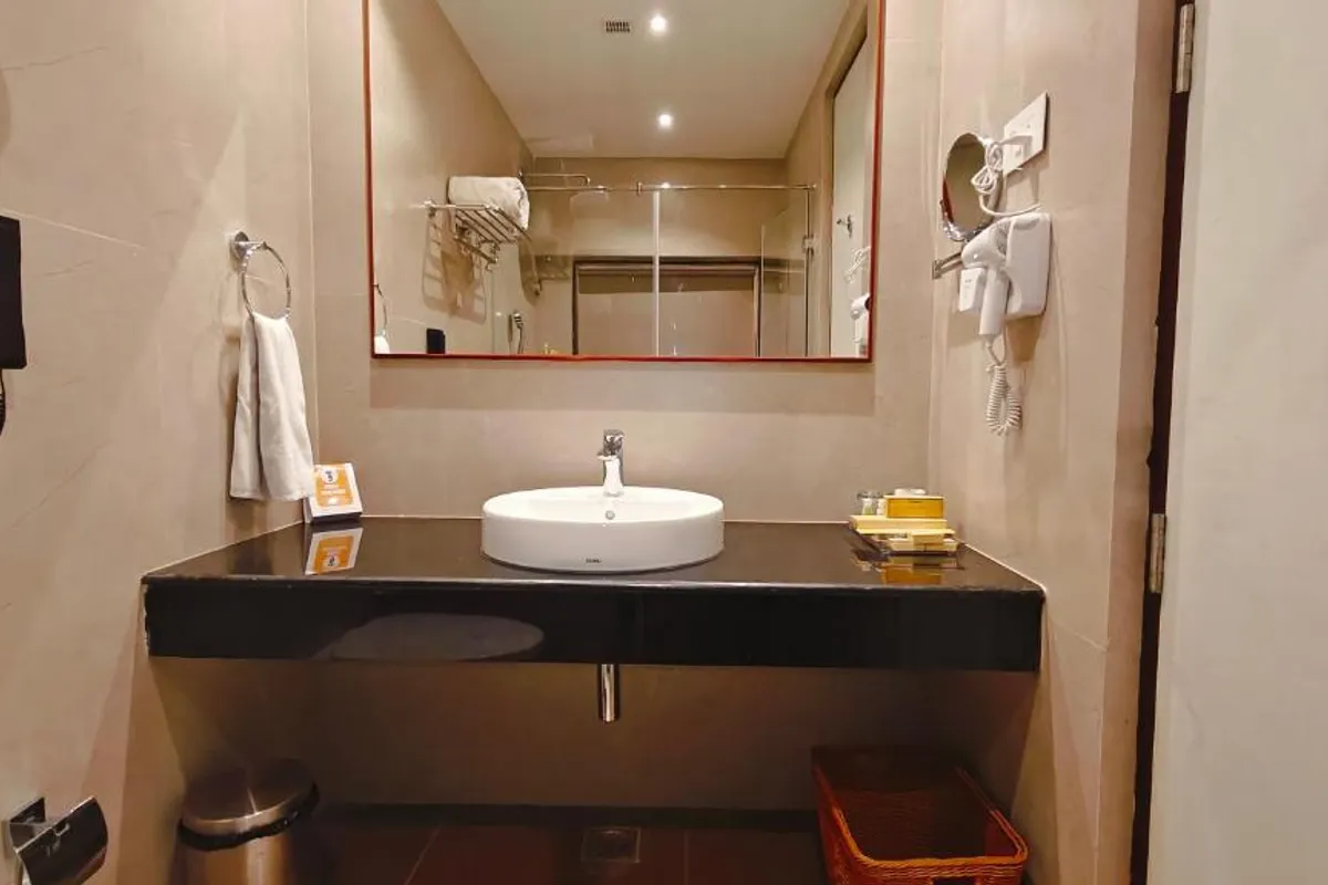 MM Legacy - A Bergamont Hotel Kanchipuram - Hotel with Bathtub in Kanchipuram