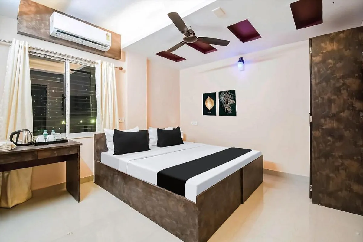 Mohor Kunja Shantiniketan suite interior