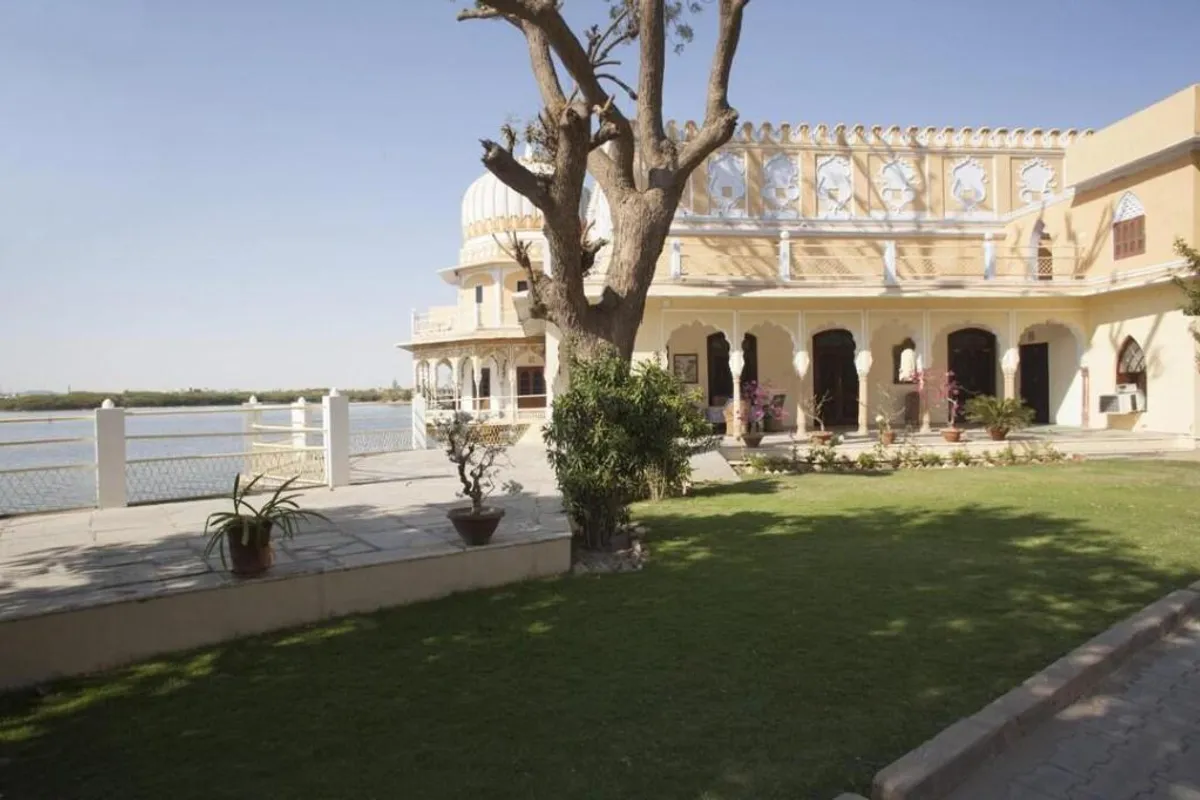 Phool Mahal Palace Kishangarh room view