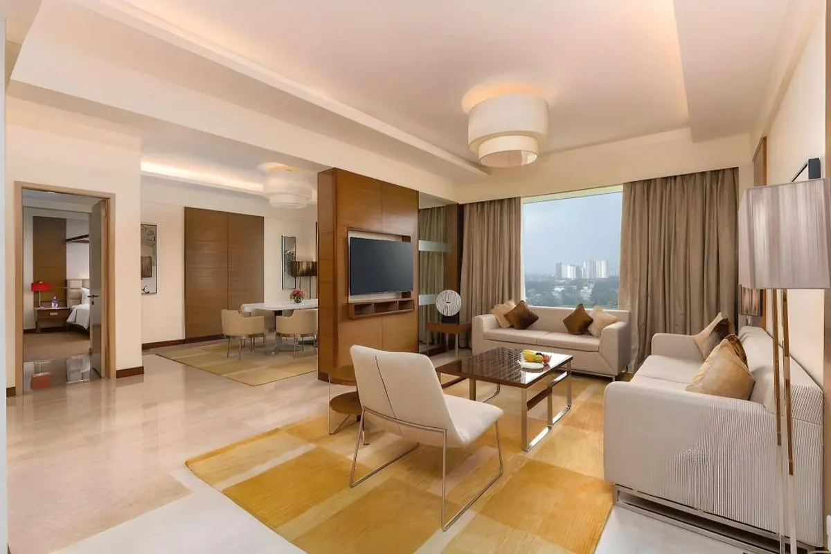Radisson Blu Hotel Greater Noida suite interior