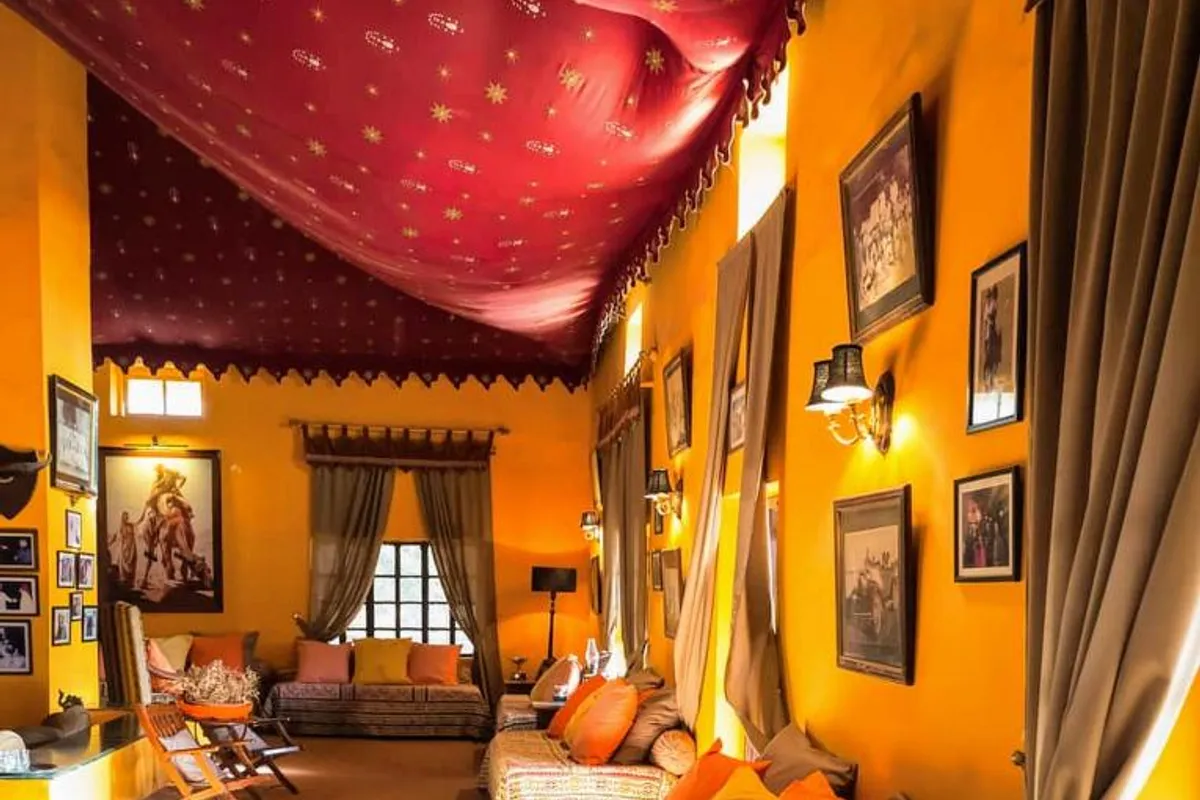 Reggies Camel Camp Osian suite interior