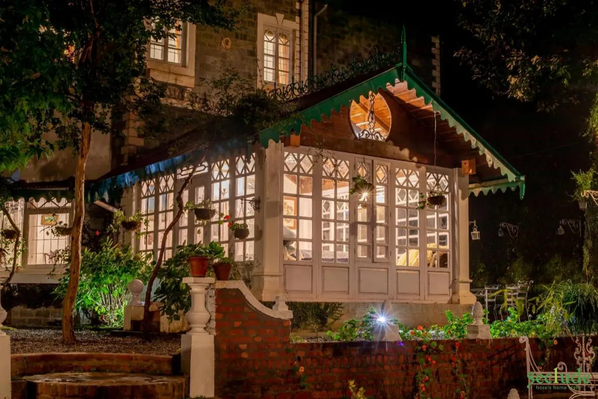 Seclude Ramgarh - Cliff Top property and ambiance
