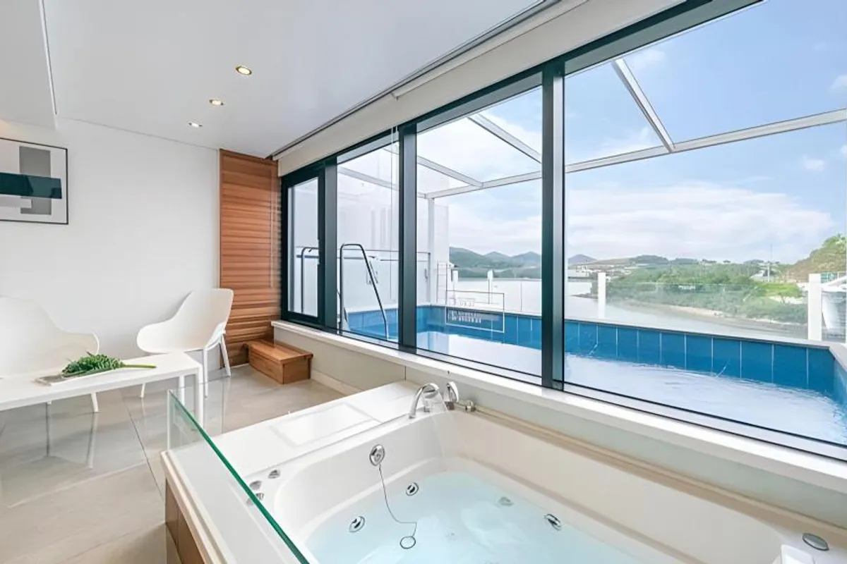 Siiro Resort Ziro suite interior