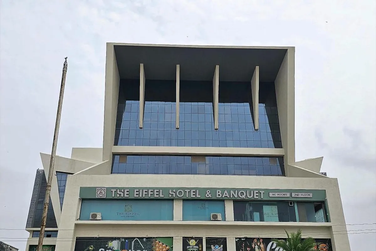 Hotels with private bathtubs in Gandhinagar, India