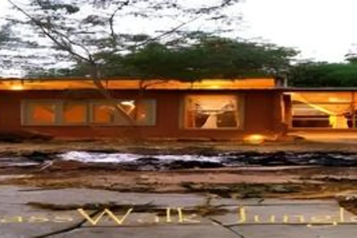 The Grass Walk Jungle Lodge - Hotel with Bathtub in Ananthagiri Hills