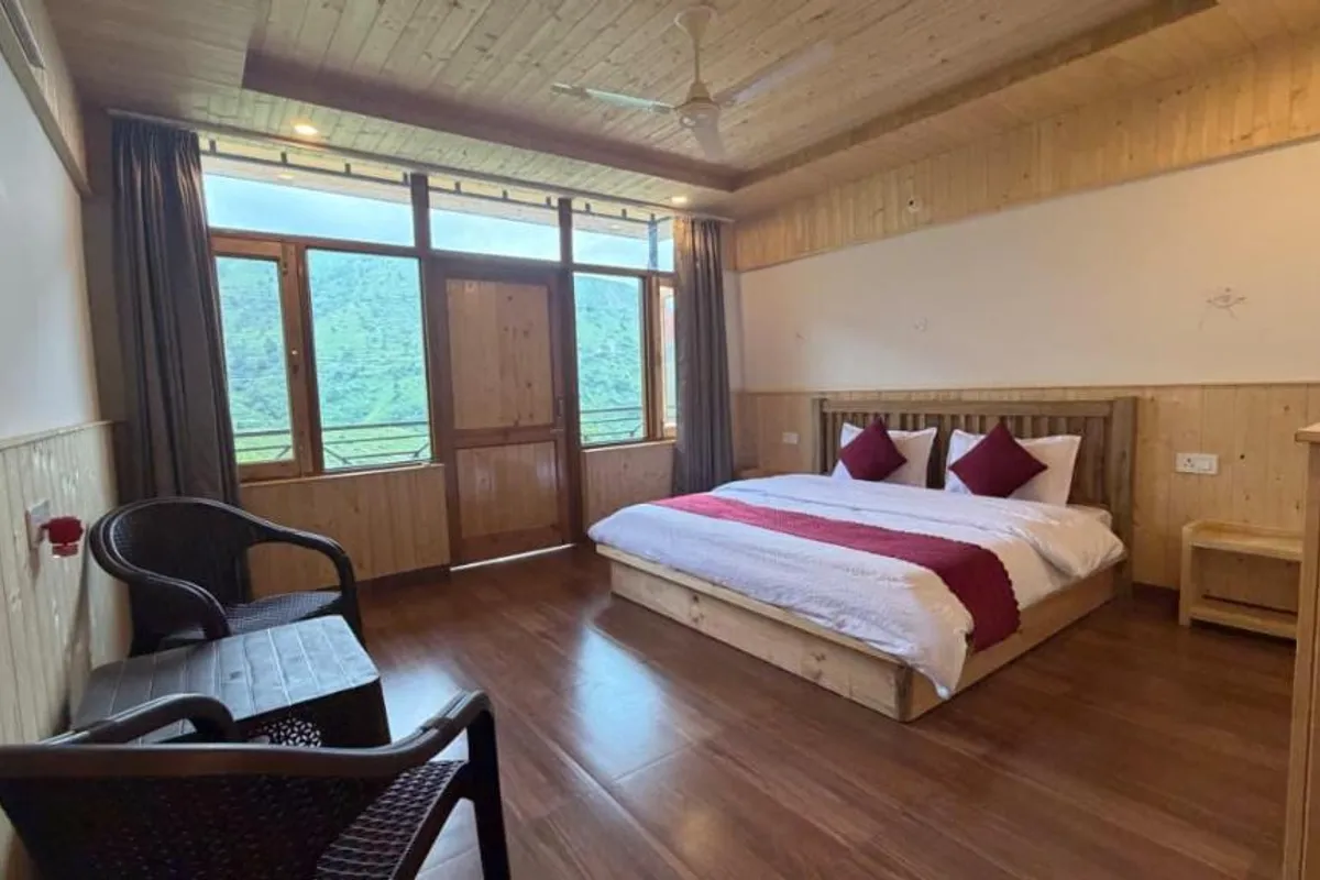 The Himalayan View Retreat Pangot suite interior