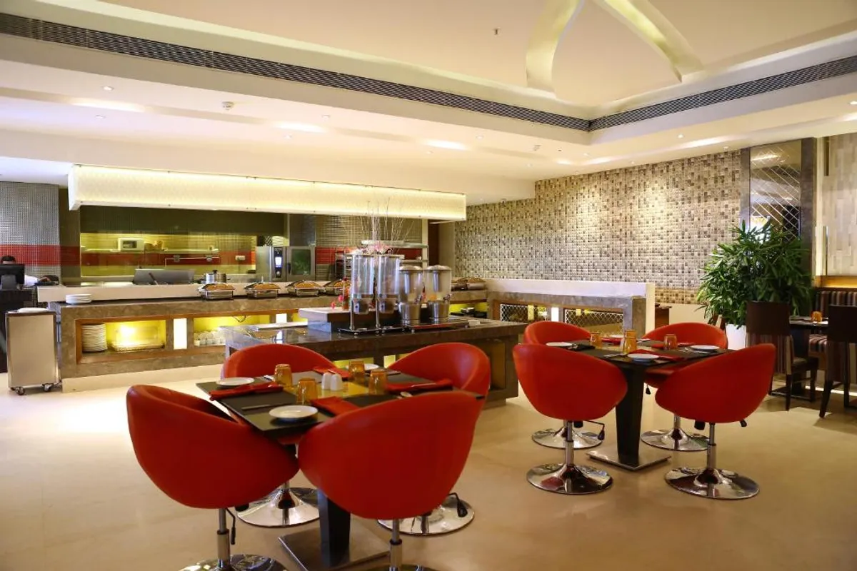 The Landmark Hotel Kanpur property and ambiance