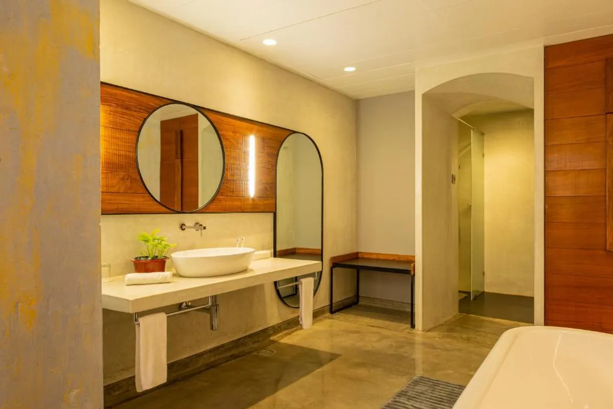 Hotels with private bathtubs in Kochi, India