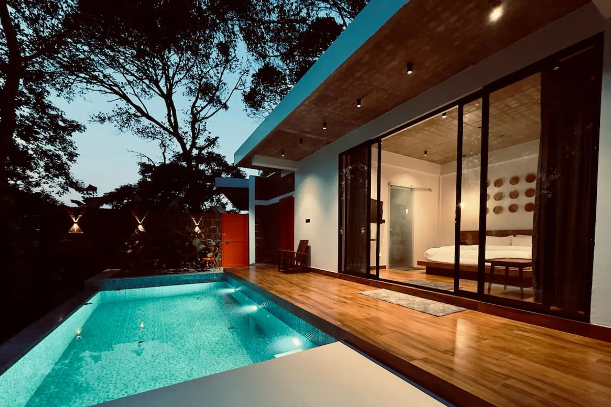 THE ROOTS- private pool villa in Wayanad - Hotel with Bathtub in Wayanad