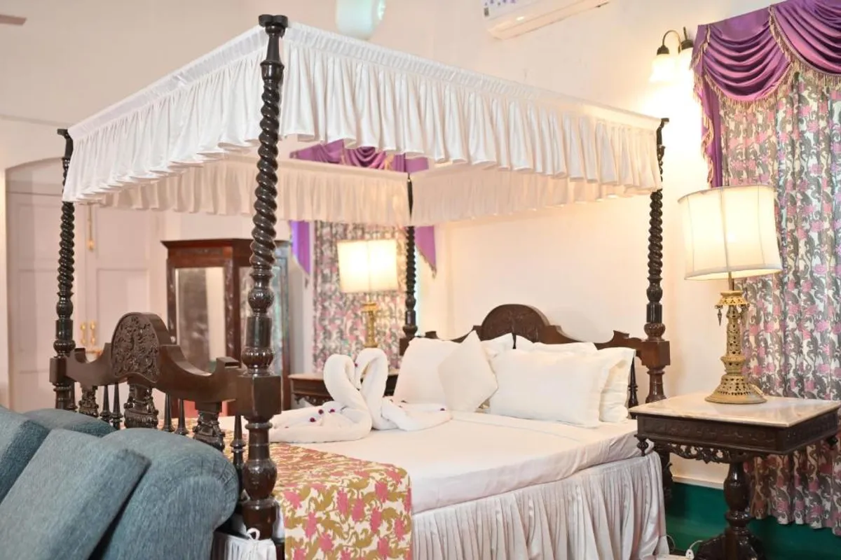 Thengal Manor Jorhat property and ambiance